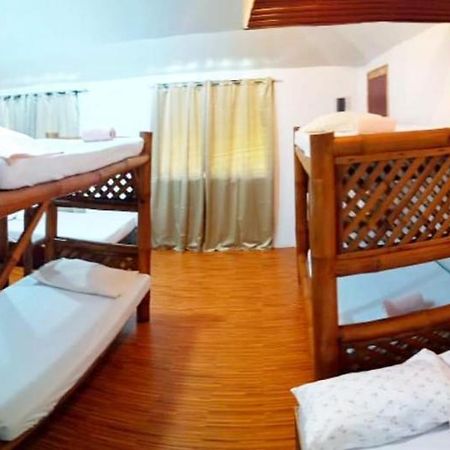 Siargao Tropic Hostel General Luna  Εξωτερικό φωτογραφία