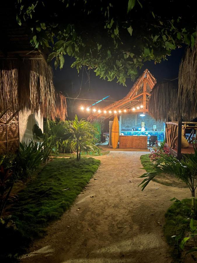 Siargao Tropic Hostel General Luna  Εξωτερικό φωτογραφία