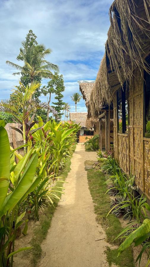 Siargao Tropic Hostel General Luna  Εξωτερικό φωτογραφία