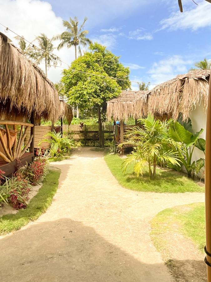 Siargao Tropic Hostel General Luna  Εξωτερικό φωτογραφία