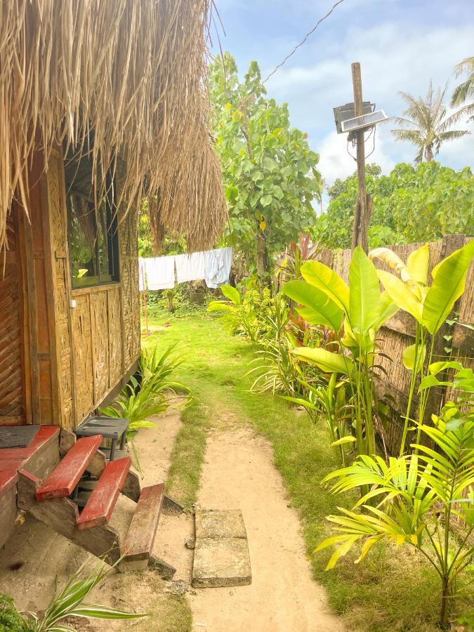 Siargao Tropic Hostel General Luna  Εξωτερικό φωτογραφία